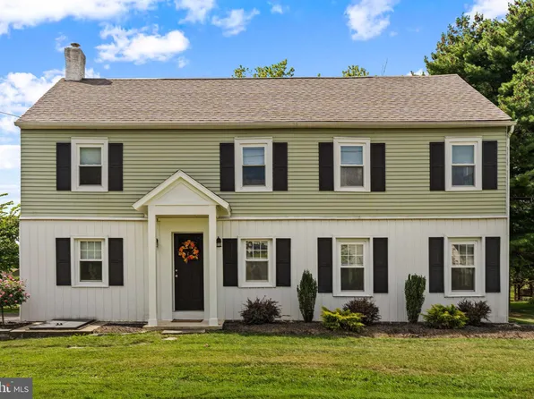 172 E Paletown Rd, Quakertown, PA 18951