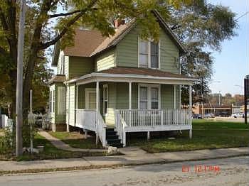 2nd image of 814 Kilburn Ave