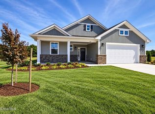 105 Indian Kettle Rd, Jarvisburg, NC 27947
