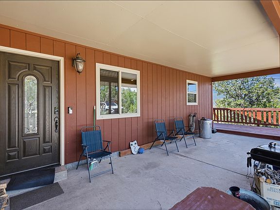 3rd image of 17 Tejon Dr