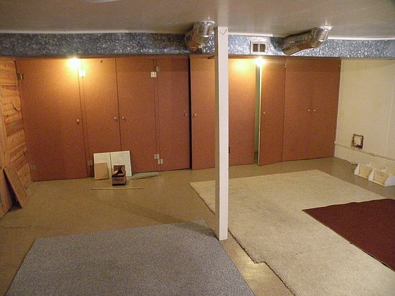 Basement storage and family 