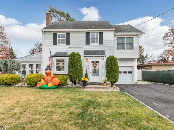 135 Elmwood Ter, Linden City, NJ 07036