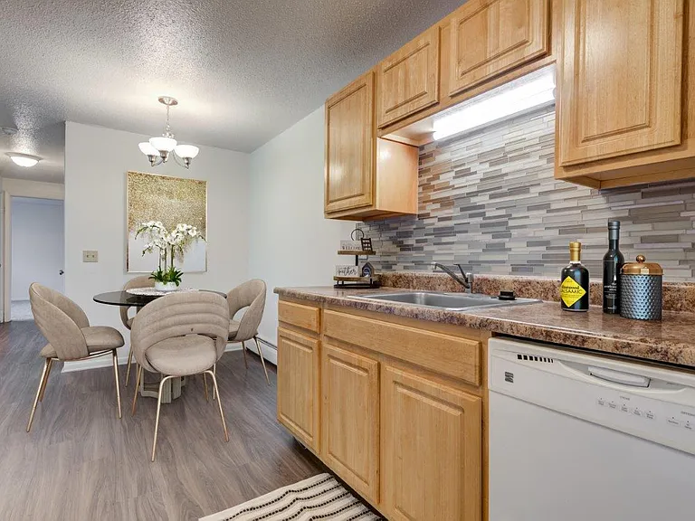 Henrietta Highlands Apartment Homes — Photo 3