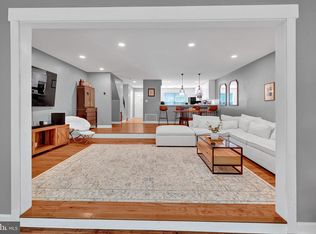 34 Viburnum Ct, Lawrence Township, NJ 08648