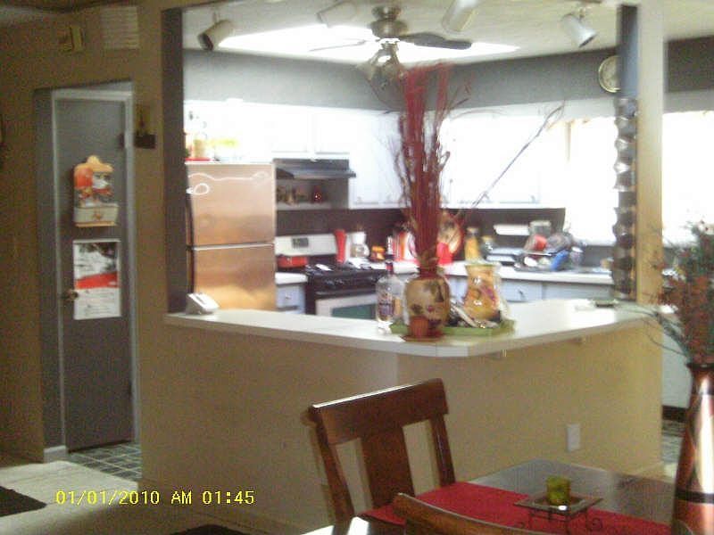 2nd image of 5585 Whittondale Rd