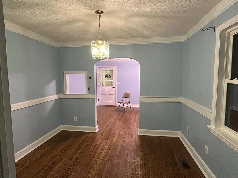 6520 Halleck St — Photo 12
