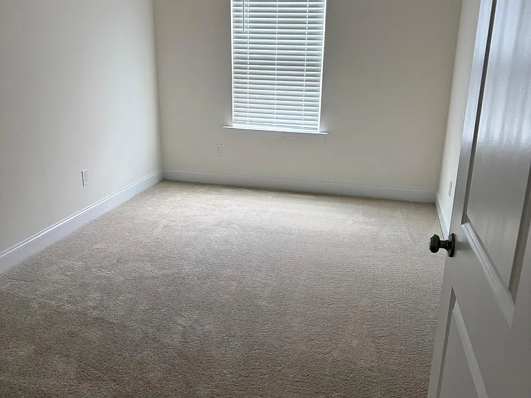 907 Kensley Grove Ln — Photo 9
