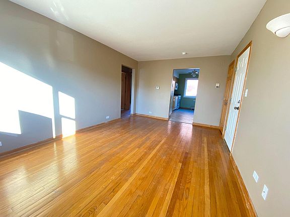 4th image of 471 Laurel Ave Unit 471B