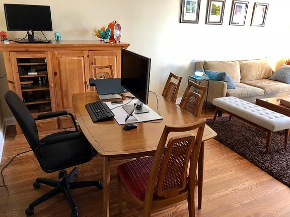 Dining Room - Using as a home office as shown in pic