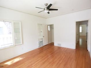 256 S Reeves Dr, Beverly Hills, CA 90212