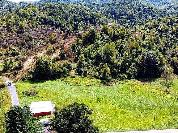 3rd image of 4832 Witten Valley Rd