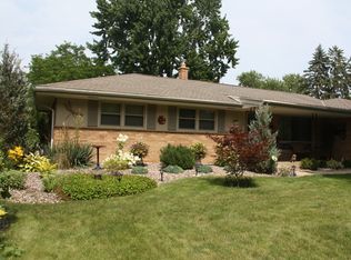13540 W Lisbon Rd, Brookfield, WI 53005