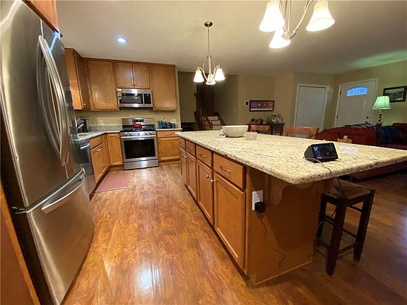 3rd image of 1310 Coronado Dr