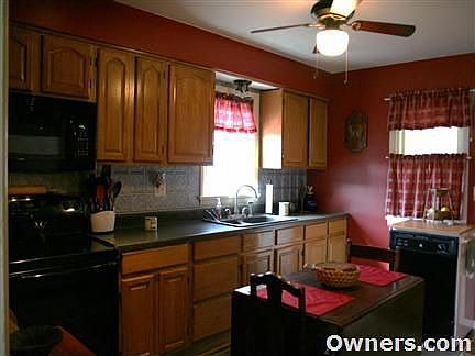2nd image of 788 Barclay Dr