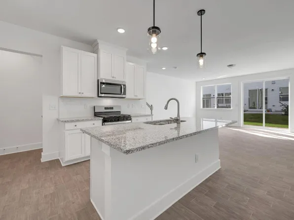24 Serpens Dr #222, Angier, NC 27501