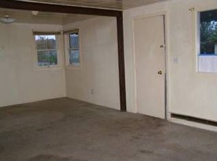 1608 11th St, Tillamook, OR 97141