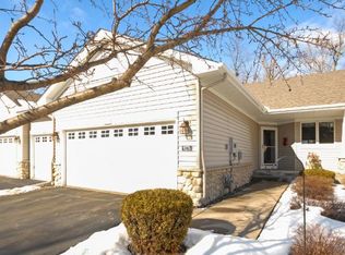 9276 Blackoaks Ct N, Maple Grove, MN 55311