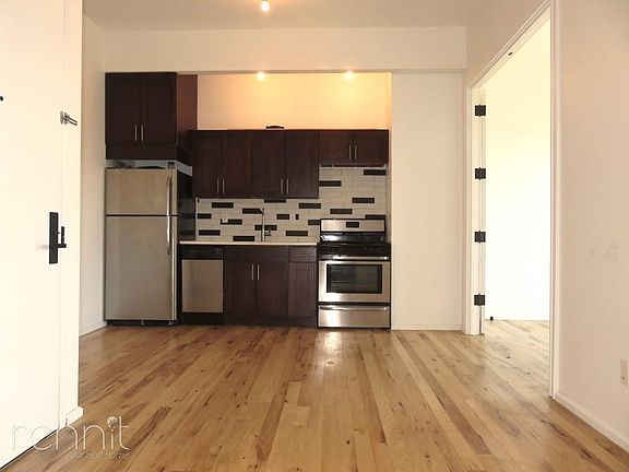 2nd image of 212 Evergreen Ave #2