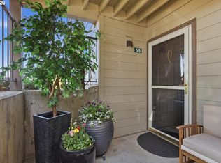 6331 White Tail Dr APT 56, West Linn, OR 97068