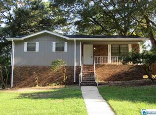 908 Graham Ln, Mount Olive, AL 35117