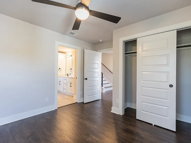 130 Rose Ln #202 — Photo 25