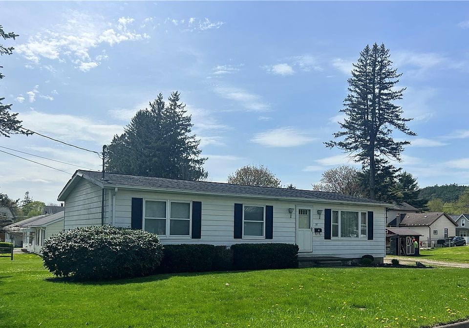 1st image of 22 Fair St