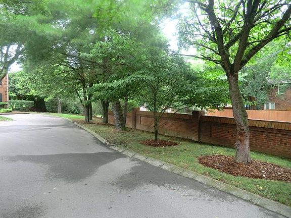 5th image of 113 Westwood Trce