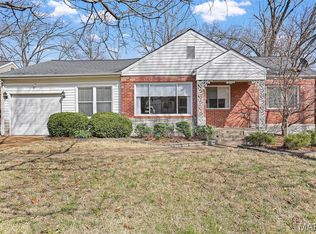 1334 Pinetree Ln, Saint Louis, MO 63119