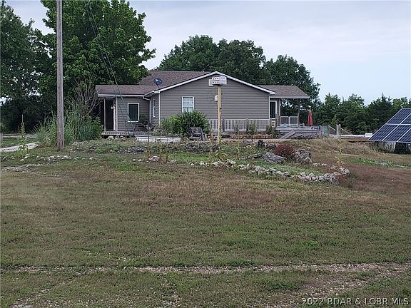 4th image of 26433 Niagra Dr
