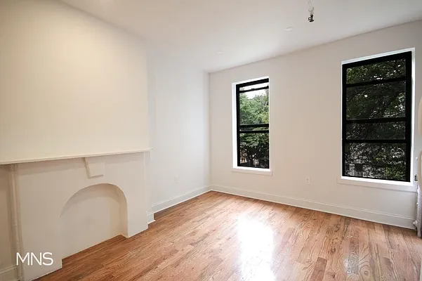 Rented by MNS | media 16