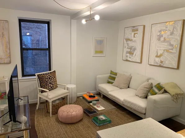 305 W 18th St APT 1F, New York, NY 10011
