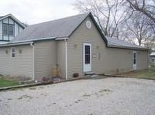 319 S Owensby St, La Plata, MO 63549