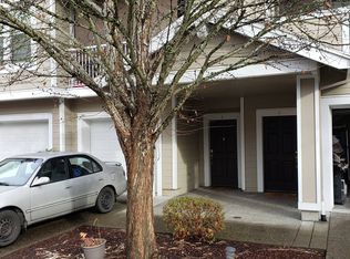 7182 SW Oliver Ter Unit E, Beaverton, OR