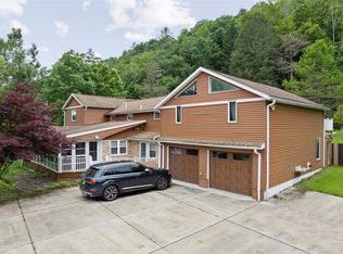 453 Grippen Hill Rd, Vestal, NY 13850