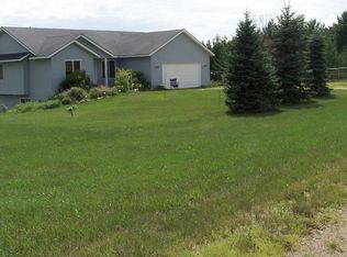 988 Burch Cir, Hudson, WI 54016