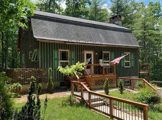 288 Cove Ln, Woodlawn, VA 24381