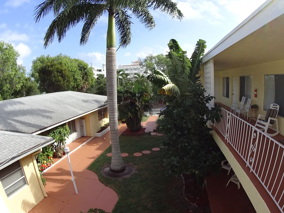 1st image of 15 S Palmway APT 10