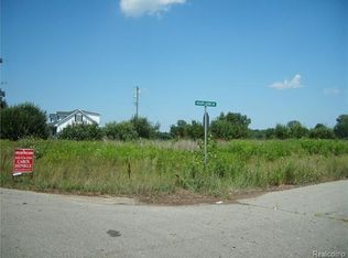 Byron Ln, Howell, MI 48855