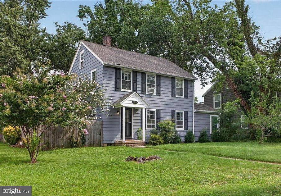 1st image of 313 Linden Ave