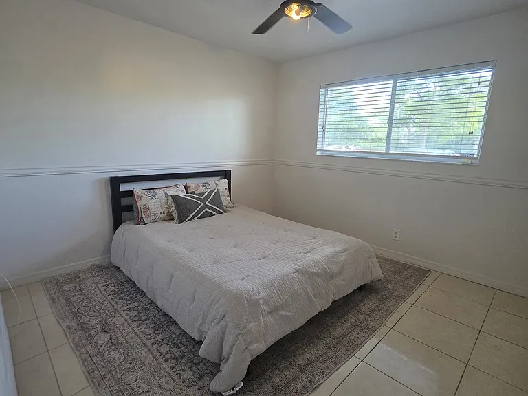 7730 NW 50th St — Photo 7