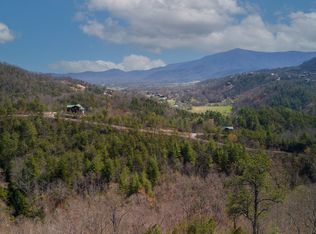 1017 Big Buck Trl, Townsend, TN 37882