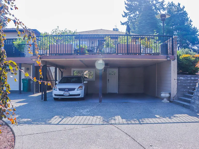 Marine View Dr SW — Photo 2