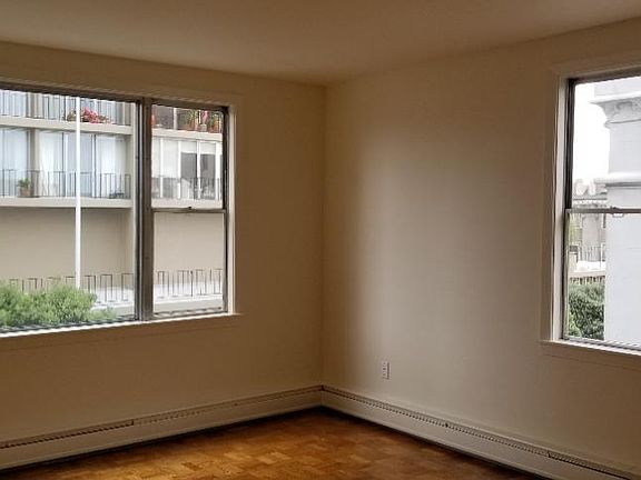 5th image of 1330 Jones St APT 401