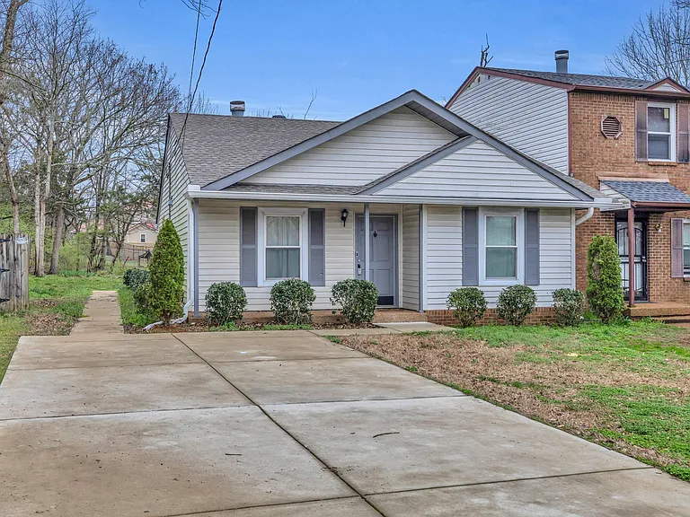 3350 Oak Trees Ct — Photo 24