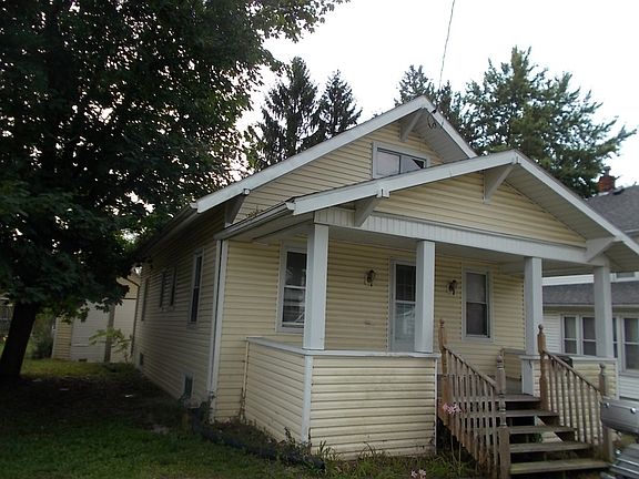 2nd image of 787 Woodrow Ave