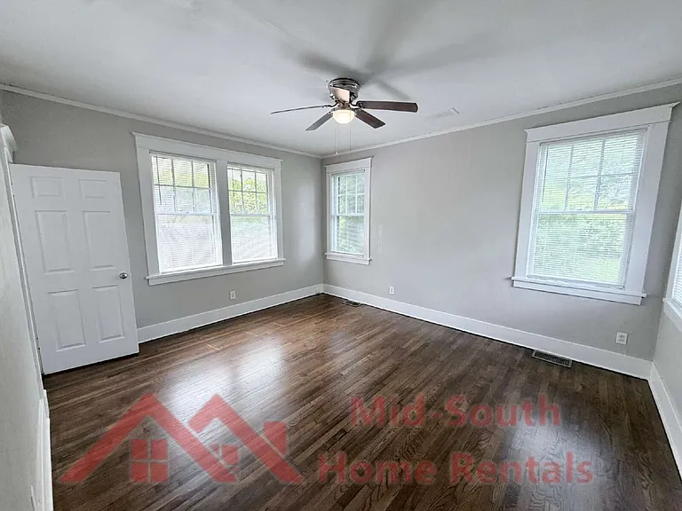 3078 Chisca Ave — Photo 9