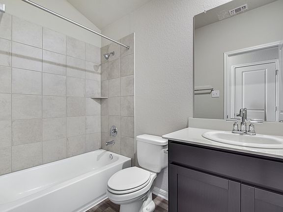 The Briscoe 820 Floorplan