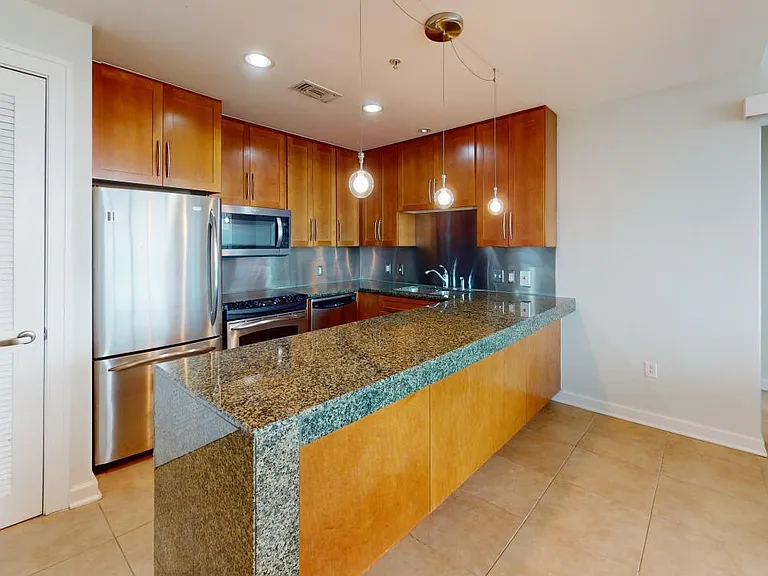 2060 Beach Blvd #701 — Photo 7