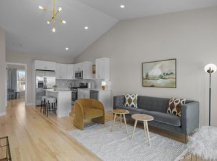 92 Golden Grove Way, Warwick, RI 02886