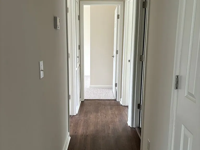 2863 Rome Ln — Photo 16
